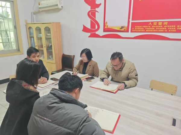 岳陽市江南通信職業(yè)技術(shù)學(xué)校有限公司,岳陽江南學(xué)校,岳陽江南通信學(xué)校,岳陽職業(yè)學(xué)校